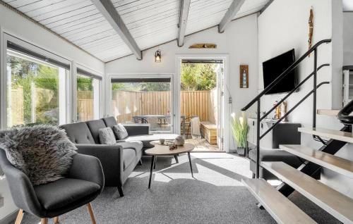 Sønder Vorupør House | Beautiful Home In Thisted With Kitchen