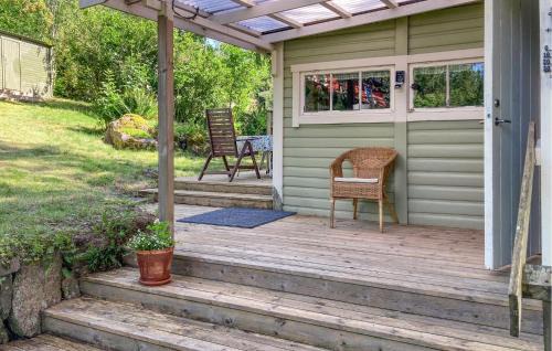 Tranas House | Beautiful Home In Tranås With Lake View