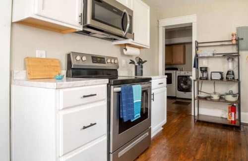 Terry Sanford House | Beautiful home in a peaceful neighborhood centrally located in Fayetteville.