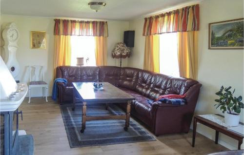 Falkenberg Municipality House | Beautiful Home In Vessigebro With Sauna