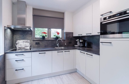 Wemeldinge House | Beautiful home in Wemeldinge with WiFi
