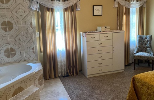 Michigan City House | Beautiful Home Minutes Away from Adventure