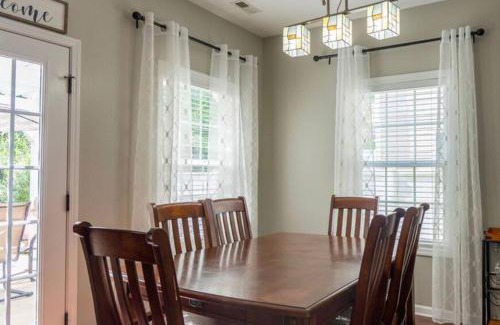 Fort Mill House | Beautiful home near Carowinds, Ballantyne