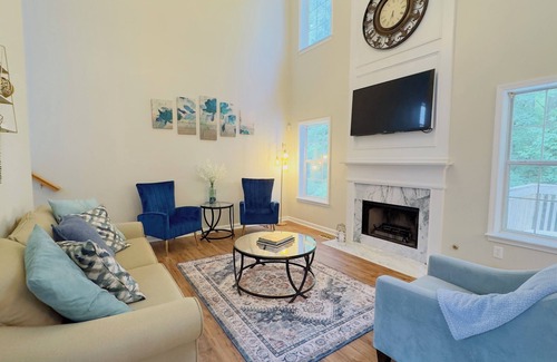 Austell House | Beautiful Home near Truist Park and Downtown ATL. 20% off for this New listing!