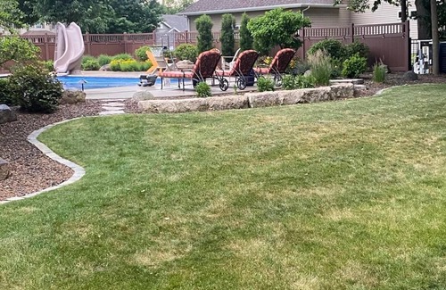 Neenah House | Beautiful home Sleeps 10 with Heated Inground Pool