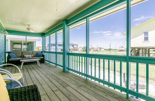 Rockport House | Beautiful home w/screened in porch - close to beach/town