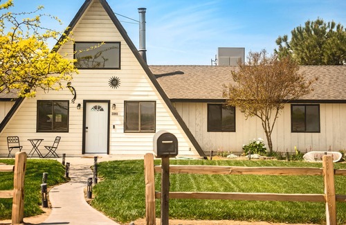 Exeter Other | Beautiful home with a short drive to see the Giant Sequioas.
