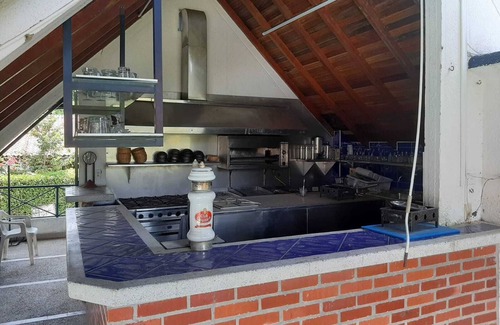 Piedecuesta House | Beautiful home with swimming pool, sauna, and much more.
