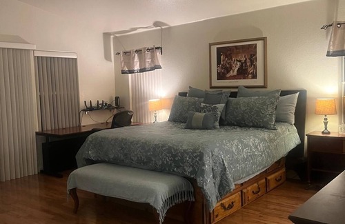 Salinas House | Beautiful home, with heated pool near the Monterey Bay, Carmel & Pebble Beach