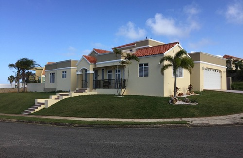 Isabela House | Beautiful Home with Ocean View, Private Pool and MUCH MORE!