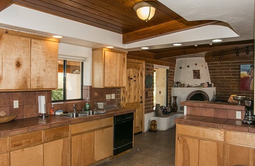 Tucson House | Beautiful home with pool, private, close to UA & Downtown, arts. Great prices!