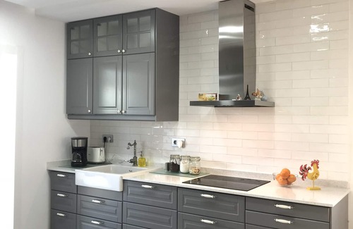 Cervello House | BEAUTIFUL HOUSE 20 MIN FROM BARCELONA WITH POOL AND BARBECUE!