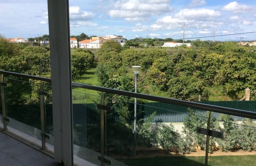 Pata de Baixo House | Beautiful House,4 peoples,2 rooms, air-conditioned, 2 swimming pools , garage