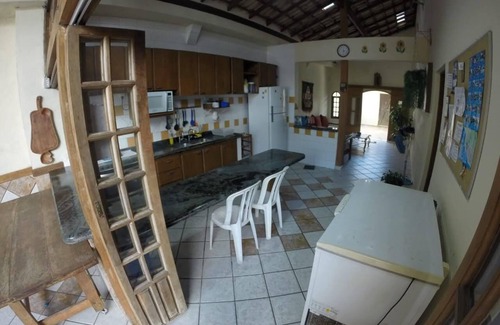 Santa Terezinha House | Beautiful house (60m from the beach, up to 16 people, 5 bedrooms, 2 with air conditioning)