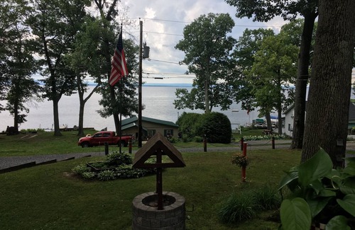 Cleveland House | Beautiful House at Oneida Lake. Close to Boat Launch.