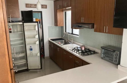 Monterrey House | Beautiful house - Close to shopping centers and entertaining