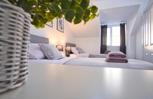 Peterborough House | BEAUTIFUL HOUSE in a QUIET LOCATION