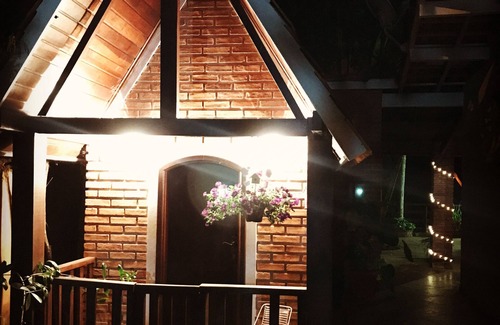 Ibiuna House | Beautiful house in gated community with 300MB Wi-Fi and private pool