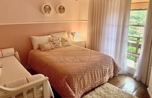 Nogueira House | Beautiful house in Itaipava.