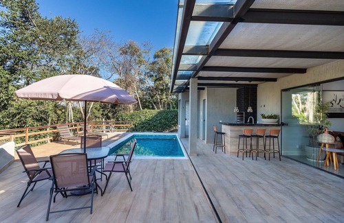 Historic Center House | Beautiful house in Itaipava, 4 suites, sauna, A/C