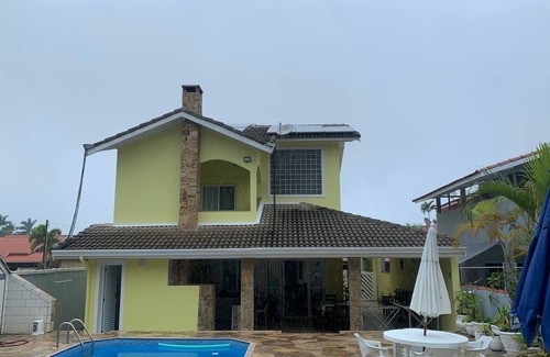 Balneario Mogiano House | Beautiful house in the condominium morada da praia Bertioga