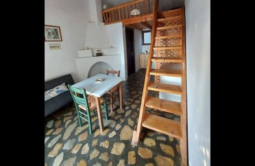 Koumeika House | Beautiful house located on a hill in Samos Island, 400 m from an organized beach