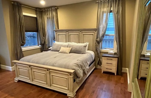 Black Mountain House | Beautiful House perfect for multi-family vacationers. Pool/Hot-Tub!