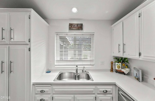 Camarillo House | Beautiful house to relax and enjoy close to Camarillo outlets and beach