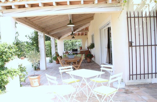 Estezargues Villa | Beautiful house with pool, breathtaking view, between Avignon/Nîmes for 6 p.