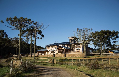 Urupema Cottage | Beautiful house with 5 suites and swimming pool in Serra Catarinense