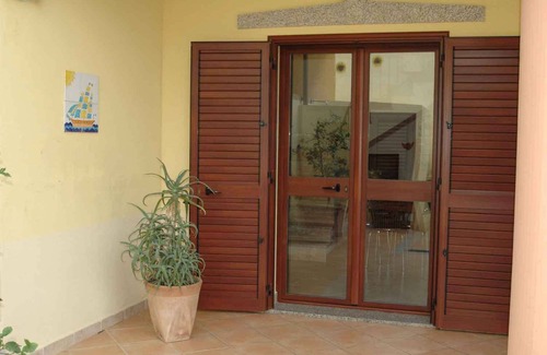 S'Iscala House | Beautiful house with entrance and large terrace, close to the Sardinian sea