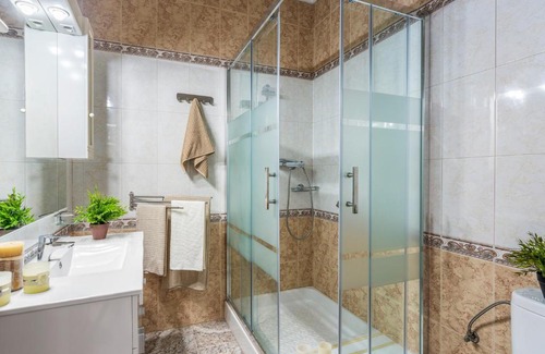 Punta Prima Ski Chalet | Beautiful house with sea views and private pool