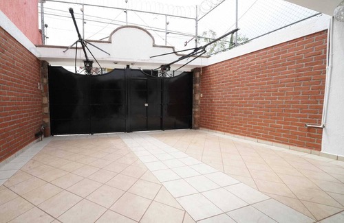 Morelia House | Beautiful house with studio and hydromassage bathtub