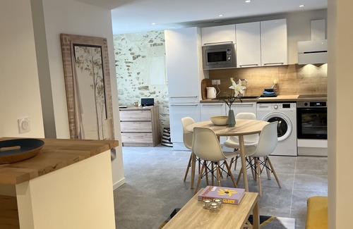 Montbrison-sur-Lez Other | Beautiful independent guesthouse in the heart of the Drôme Provençale