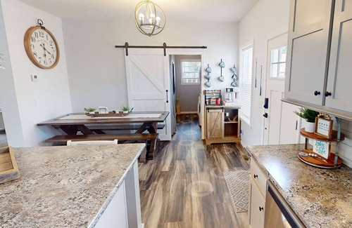 Lakeview Cottage | Beautiful Indian Lake home on Tecumseh Island canal!