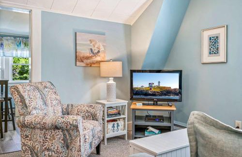 Ogunquit House | Beautiful inn ideal location Suite 3 Sea Glass