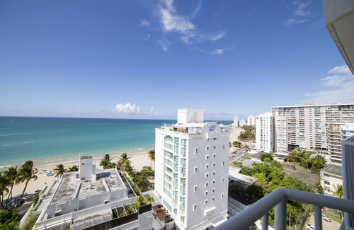 San Juan Apartment | Beautiful Isla Verde Apartment by the Beach!