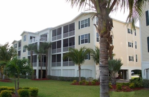 Islamorada Condo | Beautiful 'Keysey' Condo in Bay Harbour Gated Community 24-0169