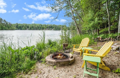 Mayfield House | Beautiful Lake House -11 miles from Traverse City on Spider Lake - Pets welcome!