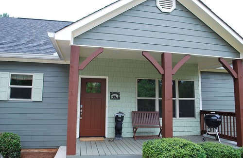 Wedowee House | Beautiful Lake House With Pontoon Boat Available! Jet Ski Rental Also Available