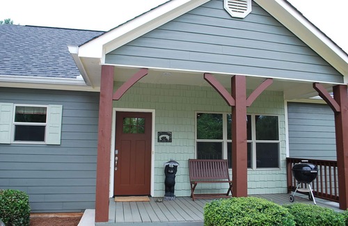 Wedowee House | Beautiful Lake House With Pontoon Boat Available! Jet Ski Rental Also Available