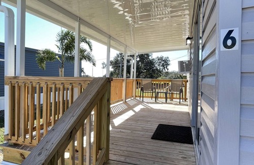 Sebring House | Beautiful Lake Josephine home for 49 night !