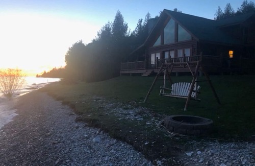 St Ignace House | Beautiful Lake Michigan Waterfront Log Home