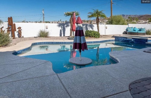 Lake Havasu City House | Beautiful Lake Havasu Pool Home in quiet neighborhood w/Mountain & Lake VIEWS!