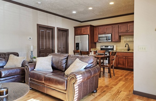 Celina Cabin | Beautiful Lake-view Cabin on Dale Hollow Lake, Sleeps 12, Marina 1/4 Mile