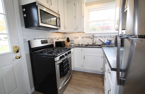 Lake Hopatcong Cottage | Beautiful Lakefront Home with Amazing Lake Views. Dog Friendly!