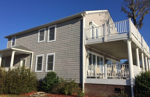 White Lake House | Beautiful Lakefront Home At White Lake NC