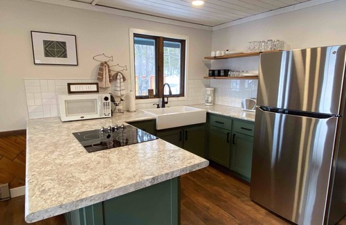 Iron River Cottage | Beautiful Lakeside Cottage on a Quiet Lake