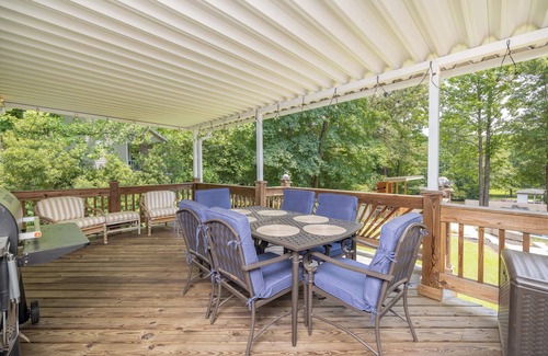 Henrico House | Beautiful Lakeside home ready to help you and your family make new Memories
