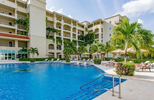 Cozumel Villa | Beautiful Landmark Resort Private 2-bed, 3-bath Villa with pool, hot tub, & gym.